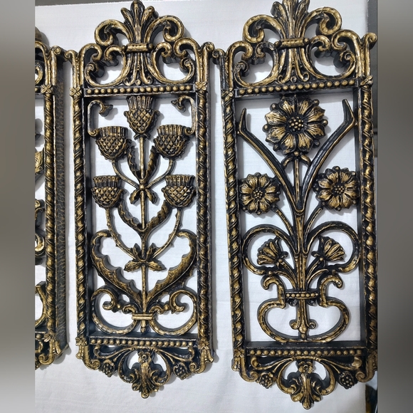 Dart 1975 floral wall plaques - Picture 3 of 14